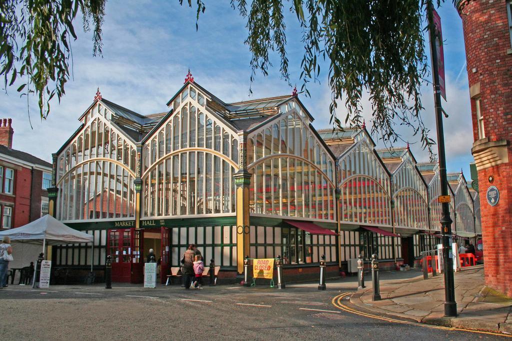 The Manchester Stockport Exterior photo